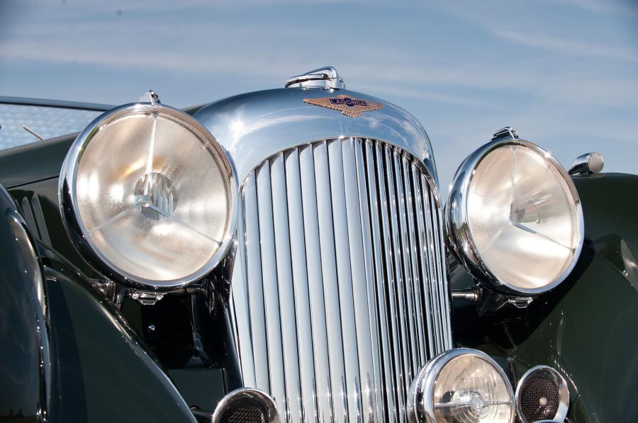 Детали экстерьера Lagonda LG6 Drophead Coupe 1938 года  (фото 9 из 21)